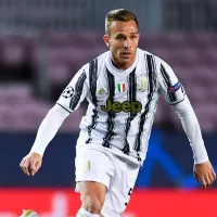 Arthur não fica em cima do muro e elege o melhor jogador de futebol da história