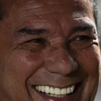 Contrato até 2027: Corinthians pega todos de surpresa e assina com meio-campista: \'Luxemburgo gosta dele\'