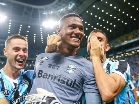 Na mira de gigante brasileiro, Grêmio define valor 'astronômico' para negociar Adriel