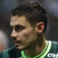 Futebol brasileiro: Raphael Veiga, do Palmeiras, sinaliza positivamente para assinar com gigante do futebol europeu