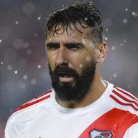 Lucas Pratto \'se irrita\' com o Vasco e assina com outro grande clube; ex-Atlético e São Paulo estava livre no mercado da bola