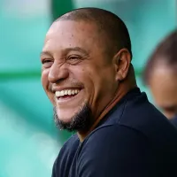 Roberto Carlos deixa Messi e Cristiano Ronaldo de lado e elege o melhor cobrador de faltas de todos os tempos