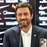 Conversas estão em andamento e o negócio pode ser fechado: Corinthians negocia a contratação de \'substituto\' para Fábio Santos; Fiel apoia chegada