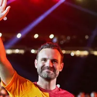 Torcida de gigante do futebol brasileiro se empolga com possível chegada de Juan Mata: “É o nome do projeto”