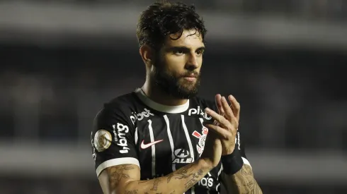 (Photo by Ricardo Moreira/Getty Images)