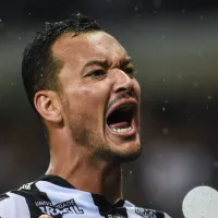 Réver revela os melhores jogadores com quem já jogou