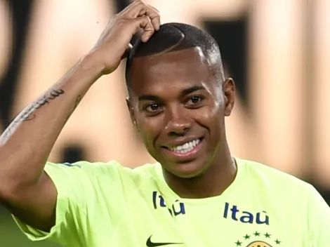 Robinho, ex-Santos, gostaria de atuar em gigante do futebol brasileiro
