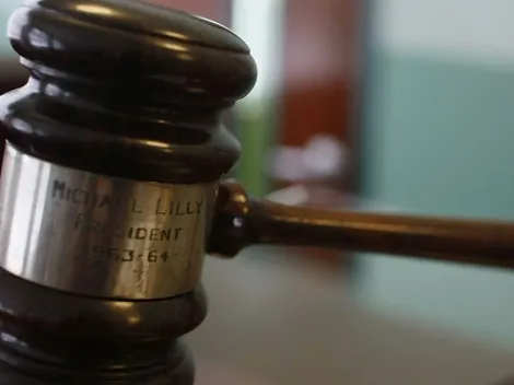 3 jogadores do futebol brasileiro são banidos pra sempre do futebol pela FIFA