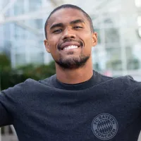Técnico aprova, e gigante do futebol brasileiro fica mais perto de contratar Douglas Costa