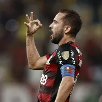 Gigante do futebol brasileiro atende exigências para fechar com Éverton Ribeiro, do Flamengo