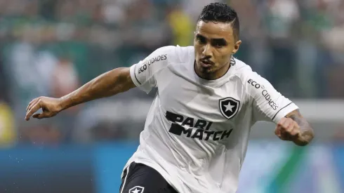 (Photo by Ricardo Moreira/Getty Images)