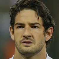 Pato encaminha saída do São Paulo e pode assinar contrato com arquirrival do Tricolor