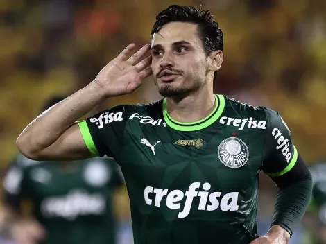 Raphael Veiga surpreende e elege os dois melhores técnicos do futebol brasileiro
