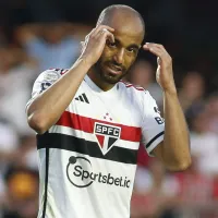 Clube trabalha no mercado da bola para formar ataque com Luis Suárez e Lucas Moura