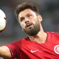 Sóbis surpreende e revela qual o melhor goleiro que ele já enfrentou na carreira