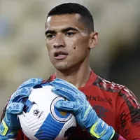 Goleiro Santos vira prioridade em gigante do futebol brasileiro e pode deixar o Flamengo