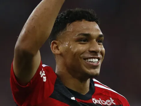 Mercado da bola: Flamengo prepara venda do meia Victor Hugo por R$ 160 milhões