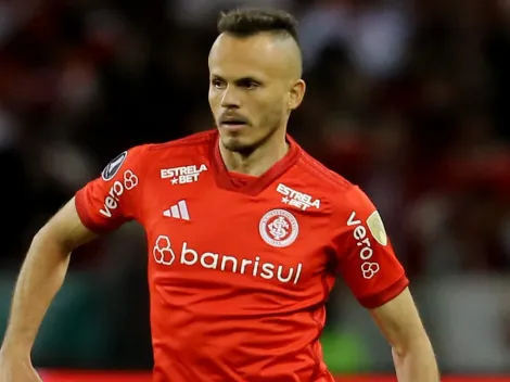 Técnico de gigante do futebol brasileiro pede a contratação do lateral Renê, do Internacional