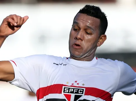 Ex-São Paulo e Grêmio, Souza pode estar a caminho de gigante do futebol brasileiro