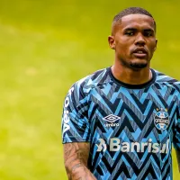 Acaba de sair a informação: Douglas Costa já está na mira de novo clube