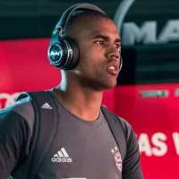 Aconteceu agora: Douglas Costa vira alvo de gigante do futebol brasileiro