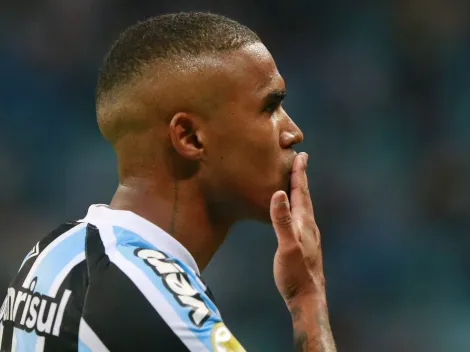 Douglas Costa surpreende e revela em qual equipe ele deseja jogar