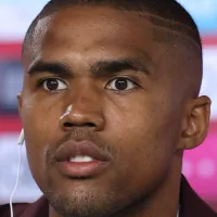 Douglas Costa é aprovado e pode pintar como reforço de clube paulista