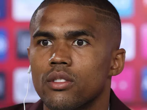 Douglas Costa é aprovado e pode pintar como reforço de clube paulista