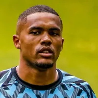 Gigante brasileiro faz consulta por Douglas Costa e torcida perde a linha na web: \'Pelo amor de Deus\'