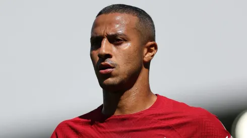 THiago pelo Liverpool na Premier League. (Photo by Julian Finney/Getty Images)