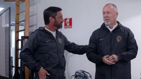 Foto: Rodrigo Coca/Agência Corinthians/Divulgação - Duílio e Mano: dupla fez 'pacto' no Corinthians