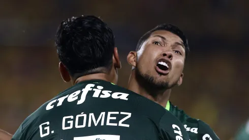 Craque do Palmeiras pode estar de saída (Photo by Franklin Jacome/Getty Images)