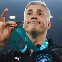 Oficial: Hernán Crespo encerra rumores e acerta com novo clube para 2024