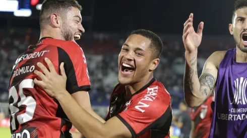 Athletico Paranaense quer anunciar novo reforço - (Photo by Christian Alvarenga/Getty Images)