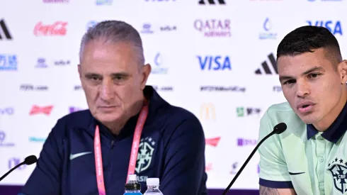 Tite em ação pelo Brasil. (Photo by Pedro Vilela/Getty Images)