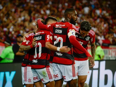 3 modelos de camisa 'vazam' no Flamengo