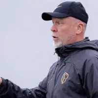 Mano Menezes é comunicado e Corinthians vai abrir os cofres para assinar com zagueiro