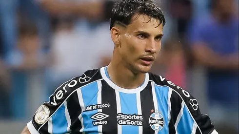 Ferreirinha 'esquece' o São Paulo e prioriza acerto com outro clube. (Photo by Pedro H. Tesch/Getty Images)