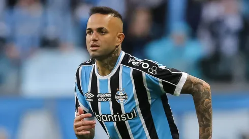Luan pode estar deixando o Grêmio rumo a importante SAF do Brasileirão. (Photo by Pedro Tesch/Getty Images)