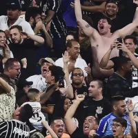 Após sofrer goleada histórica, torcida do Corinthians se revolta e invade o campo