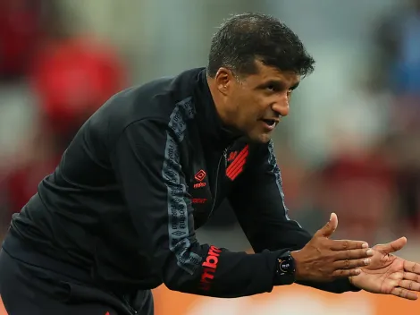 Wesley Carvalho perde a paciência com críticas e manda recado direto para jogadores do Athletico