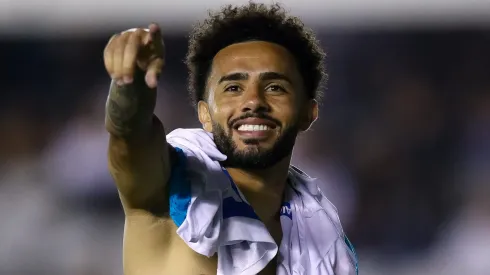 Claudinho pode substituir craque em grande time do futebol brasileiro. (Photo by Buda Mendes/Getty Images)