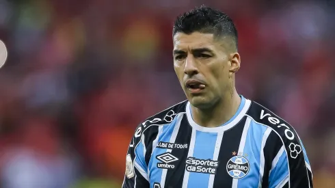 Suárez é o jogador mais bem pago do Brasil. (Photo by Pedro H. Tesch/Getty Images)