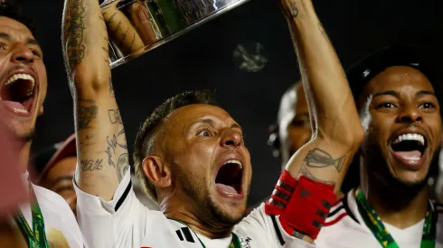 Rafinha tem moral na Europa. Foto: Ricardo Moreira/Getty Images