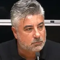 EITA! Coordenador do Santos, Gallo \'cospe abelhas africanas\' após vazamento e rebaixamento 😱