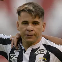 Campeão brasileiro avança e marca reunião para fechar a contratação de Soteldo, do Santos