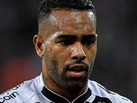 Opinião: Com proposta de outro time, Alex Teixeira deve deixar o Vasco sob olhares diferentes do que em sua chegada