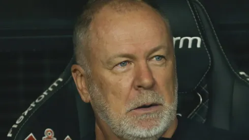 Corinthians de Mano age na 'surdina' e acerta a venda de 'camisa 9' (Photo by Ricardo Moreira/Getty Images)