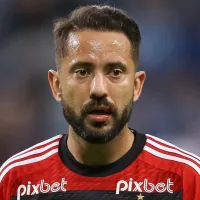 Tricolor do Brasileirão aceita contrato de 2 anos e fica a um detalhe de anunciar Éverton Ribeiro, do Flamengo
