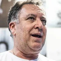 Vai pegar um avião para pousar no Brasil, Marcelo Teixeira já avisou sobre chegada de jogador no Santos